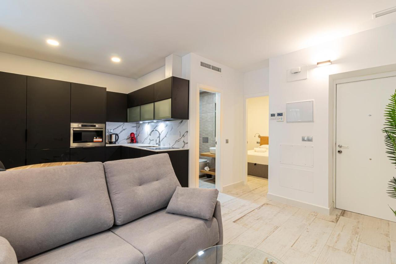 Allo Apartments San Roque Bajo A Кадис Екстериор снимка