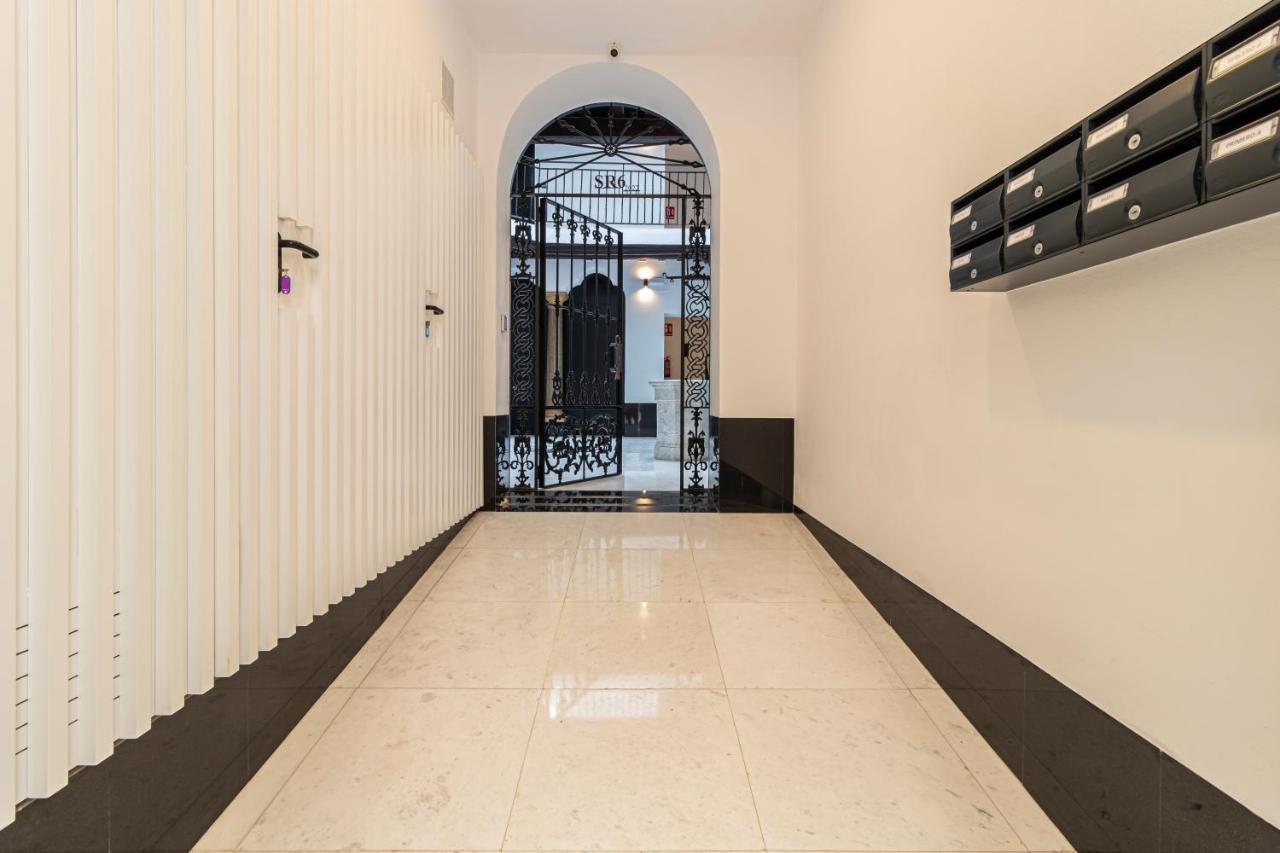 Allo Apartments San Roque Bajo A Кадис Екстериор снимка